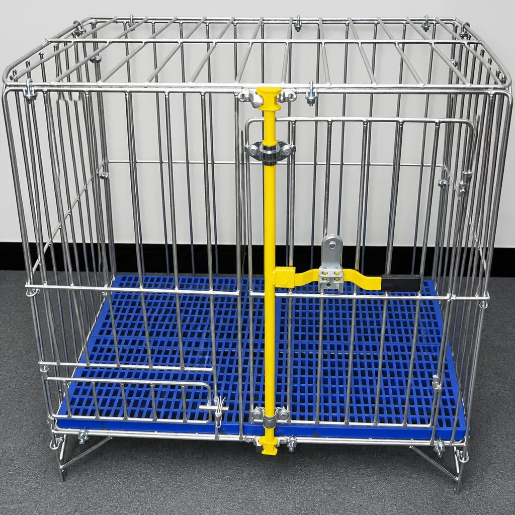 Steel Dog Kennel with Galvanized Finish for Indoor/Outdoor Use