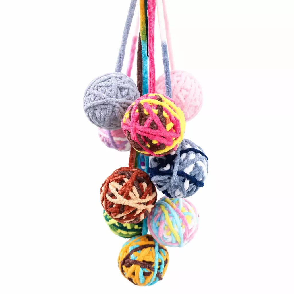 Hanging Yarn Ball Cat Toys