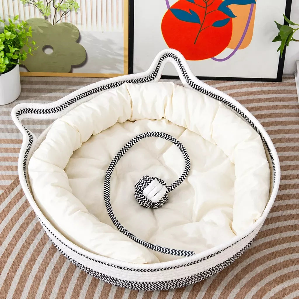 Cat Bed with Built-In Scratching Pad