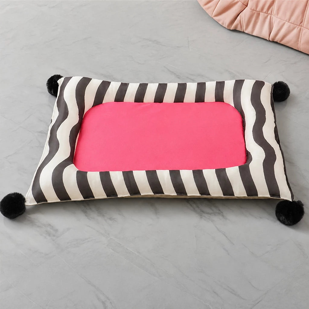Nylon Pet Bed Mat for Small to Medium Dogs and Cats