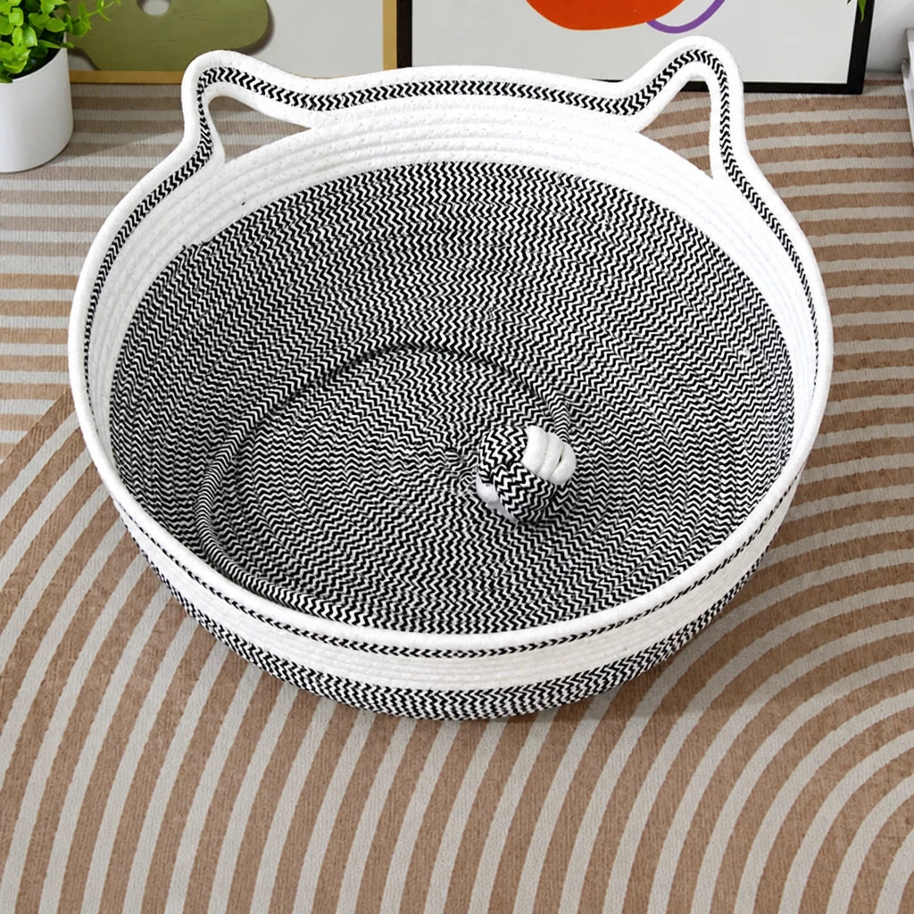 Cat Bed with Built-In Scratching Pad