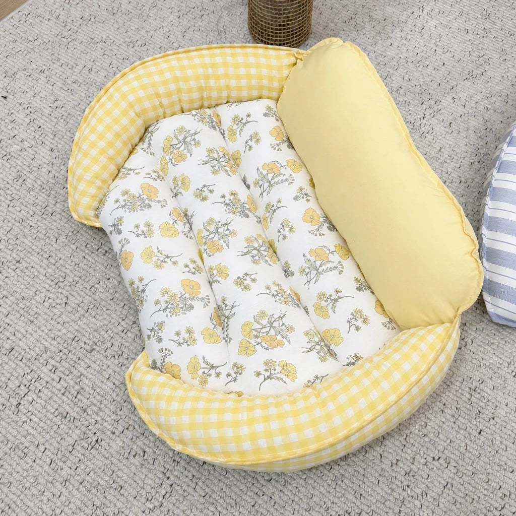 Reversible Curved Sofa Bed for Small Dogs and Cats