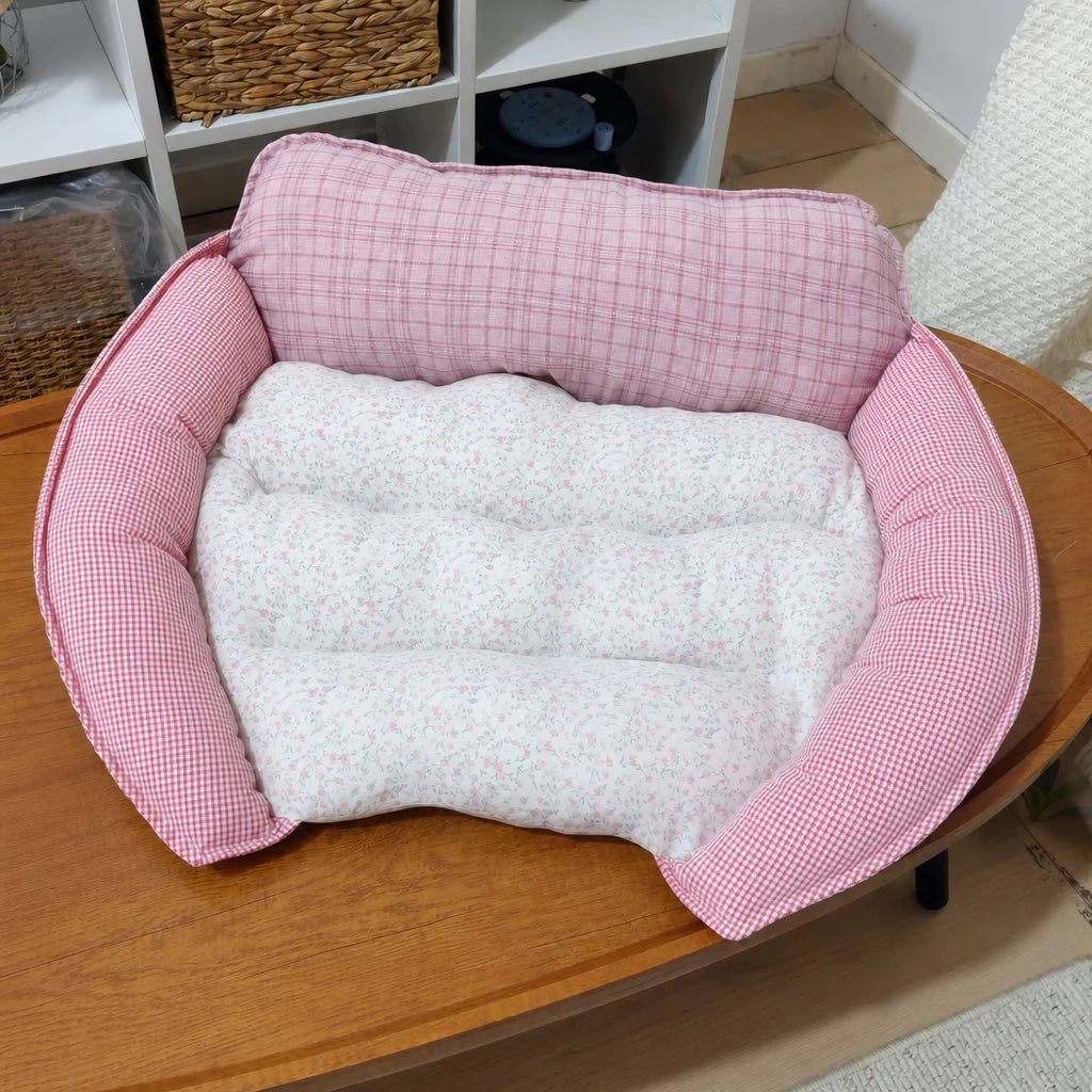 Reversible Curved Sofa Bed for Small Dogs and Cats
