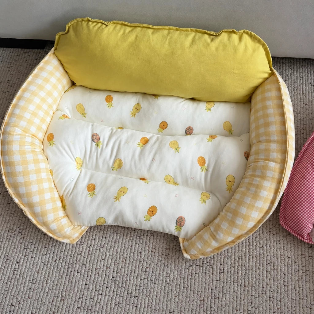 Reversible Curved Sofa Bed for Small Dogs and Cats