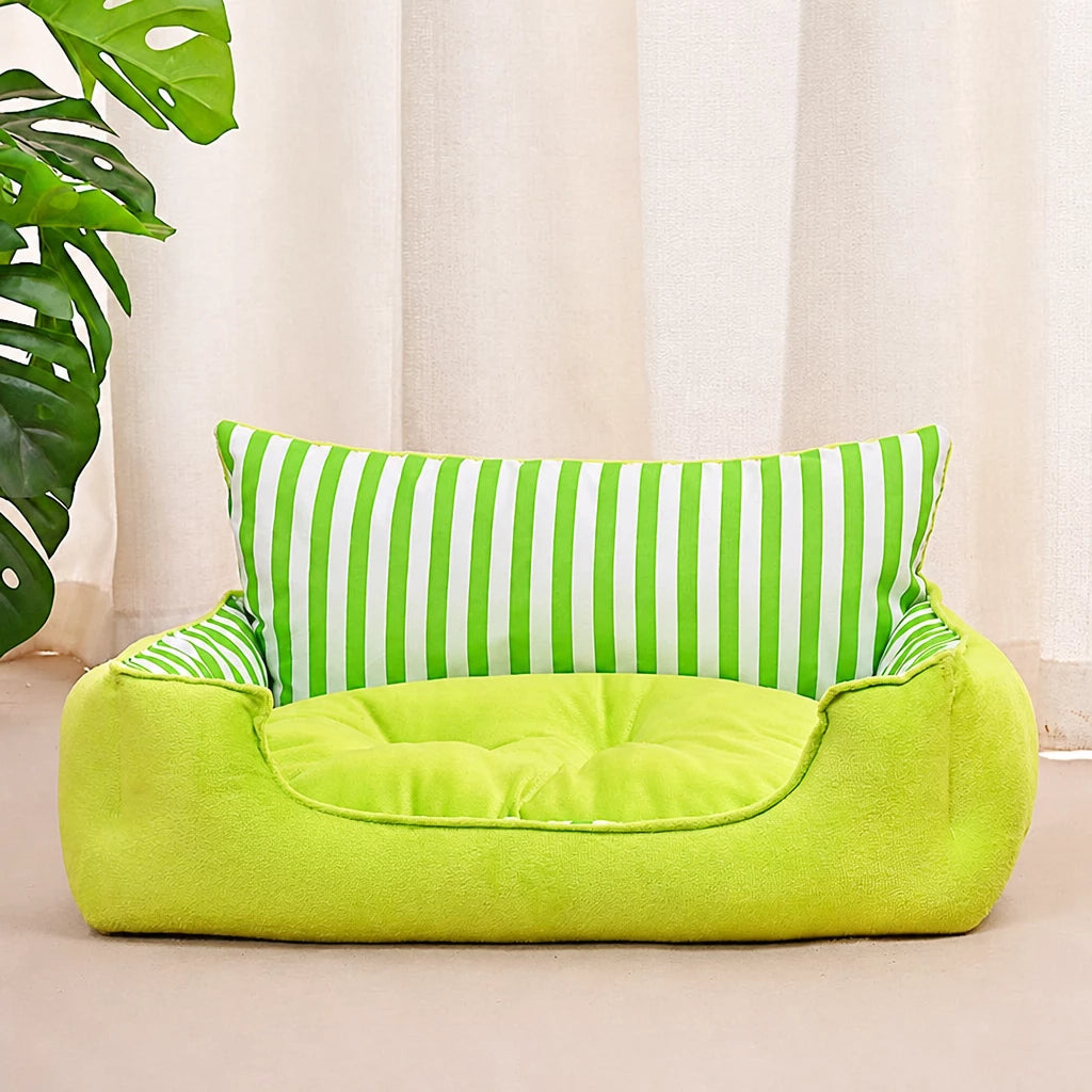 Pet Bed for Cats and Small Dogs