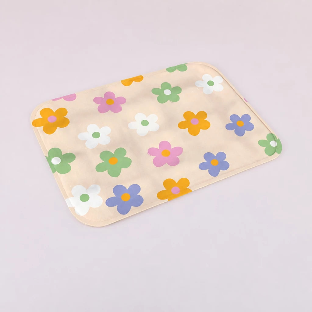 Water-Resistant Nylon Summer Pet Mat for Dogs and Cats