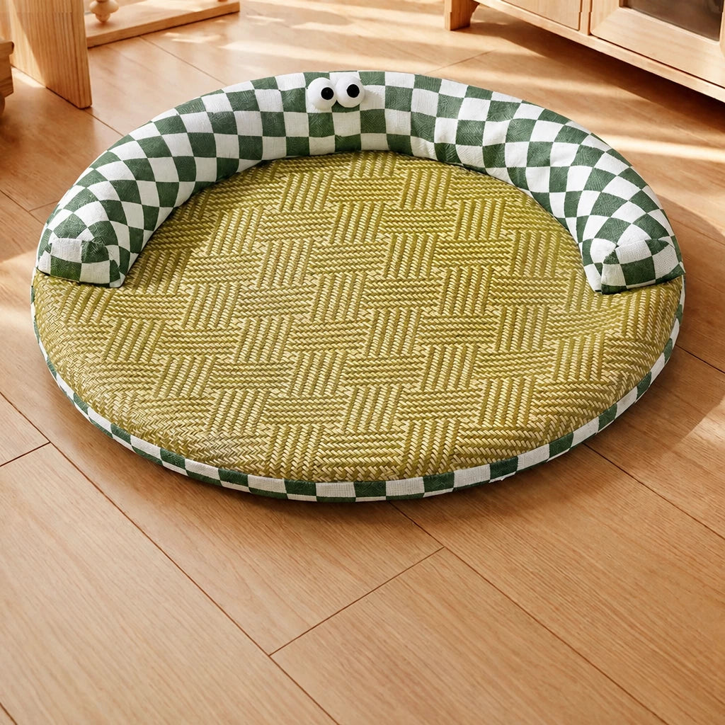 Round Cat Bed with Removable, Washable Mat