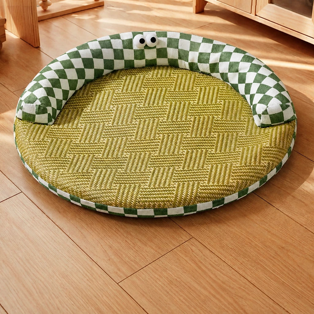 Round Cat Bed with Removable, Washable Mat