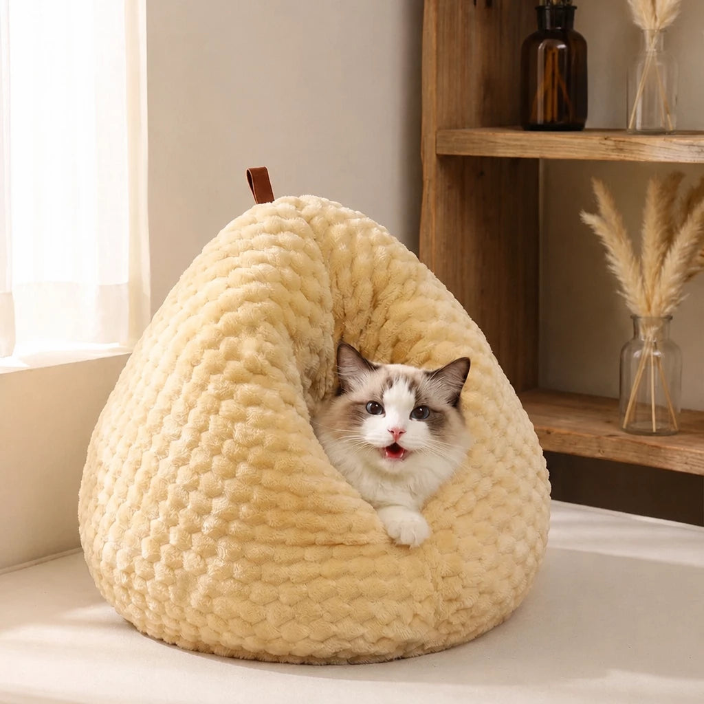 Chicken Butt-Shaped Enclosed Plush Cat Bed