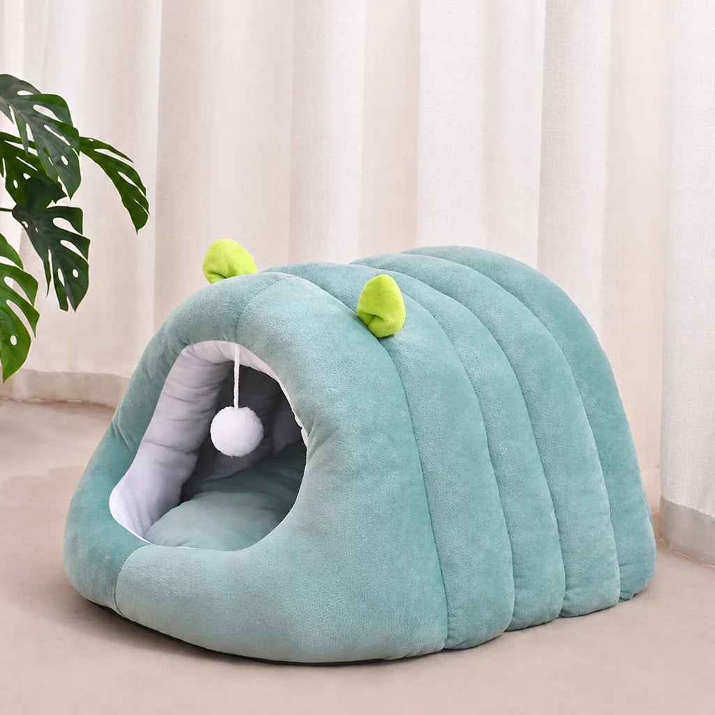 Semi-Enclosed Cat Bed with Tunnel-Style Hideaway