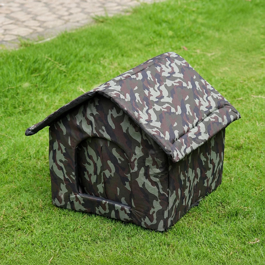 Outdoor Enclosed Pet Shelter for Cats and Dogs