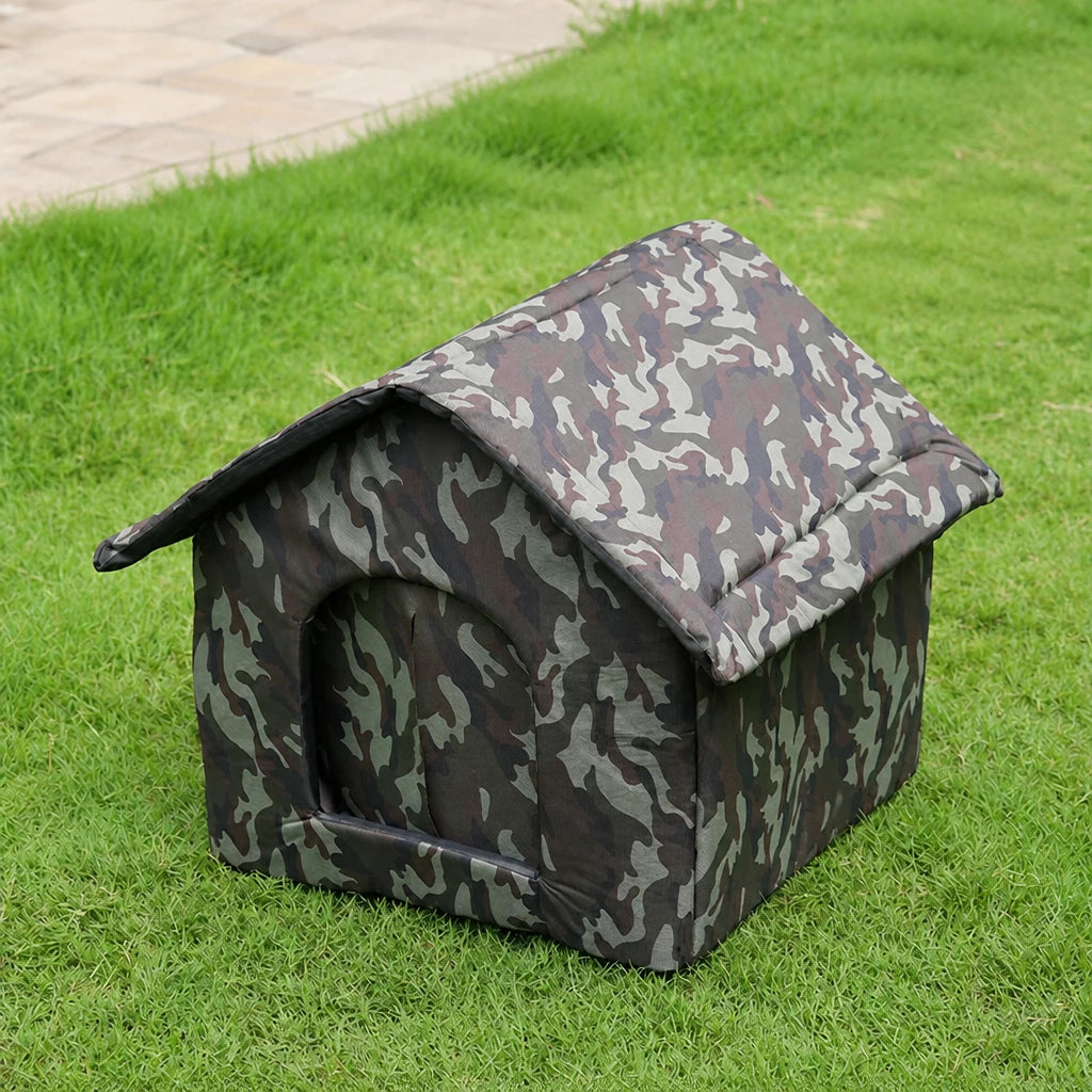 Outdoor Enclosed Pet Shelter for Cats and Dogs