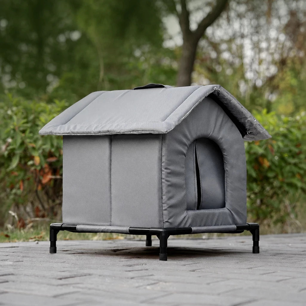 Outdoor Enclosed Pet Shelter for Cats and Dogs