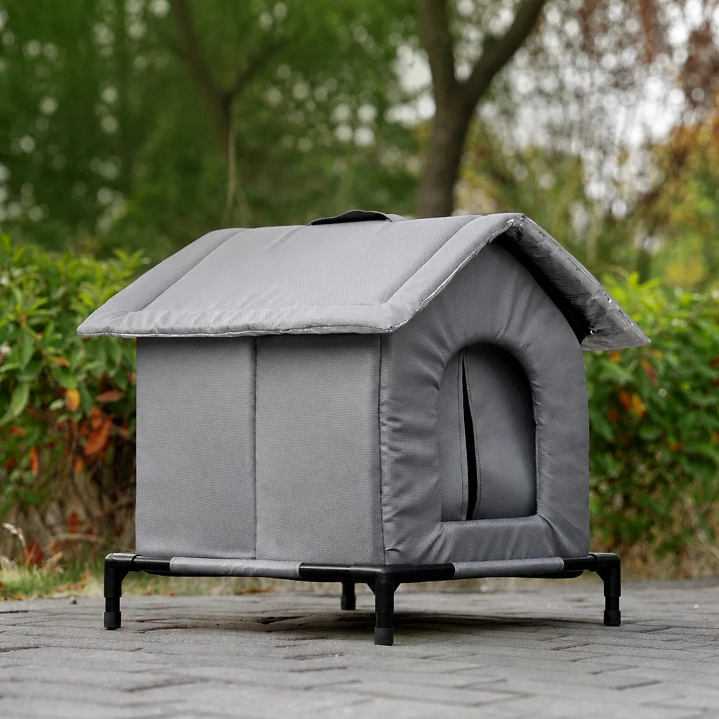 Outdoor Enclosed Pet Shelter for Cats and Dogs