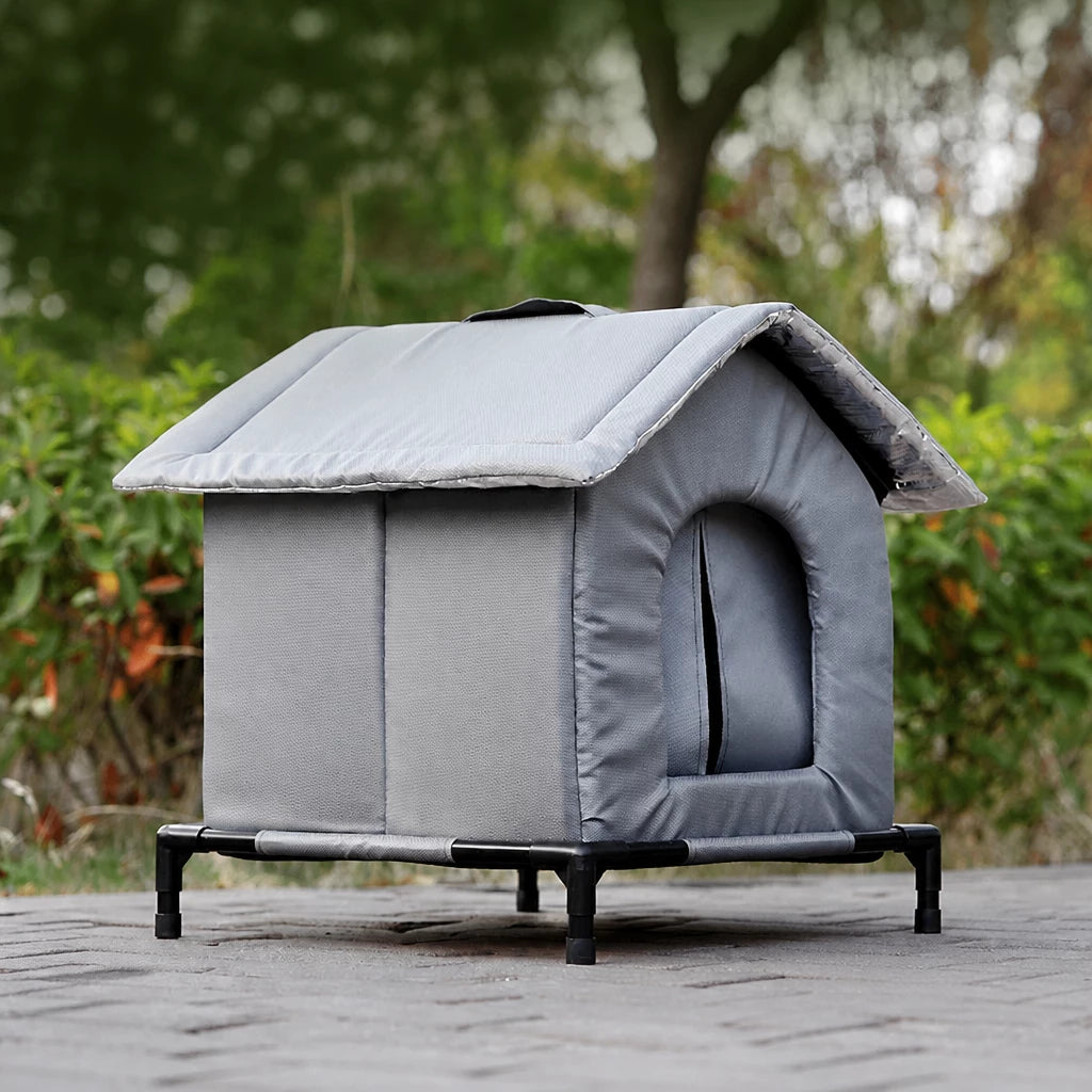 Outdoor Enclosed Pet Shelter for Cats and Dogs