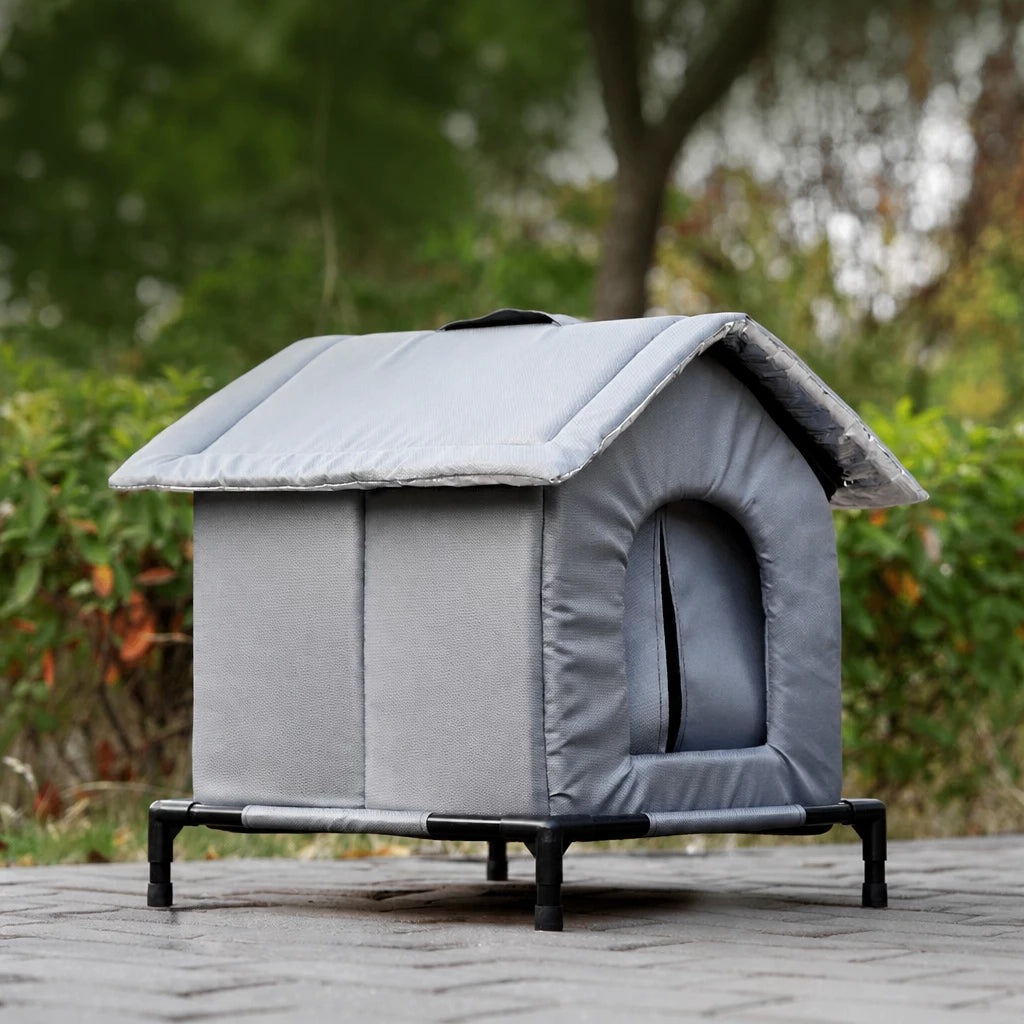 Outdoor Enclosed Pet Shelter for Cats and Dogs