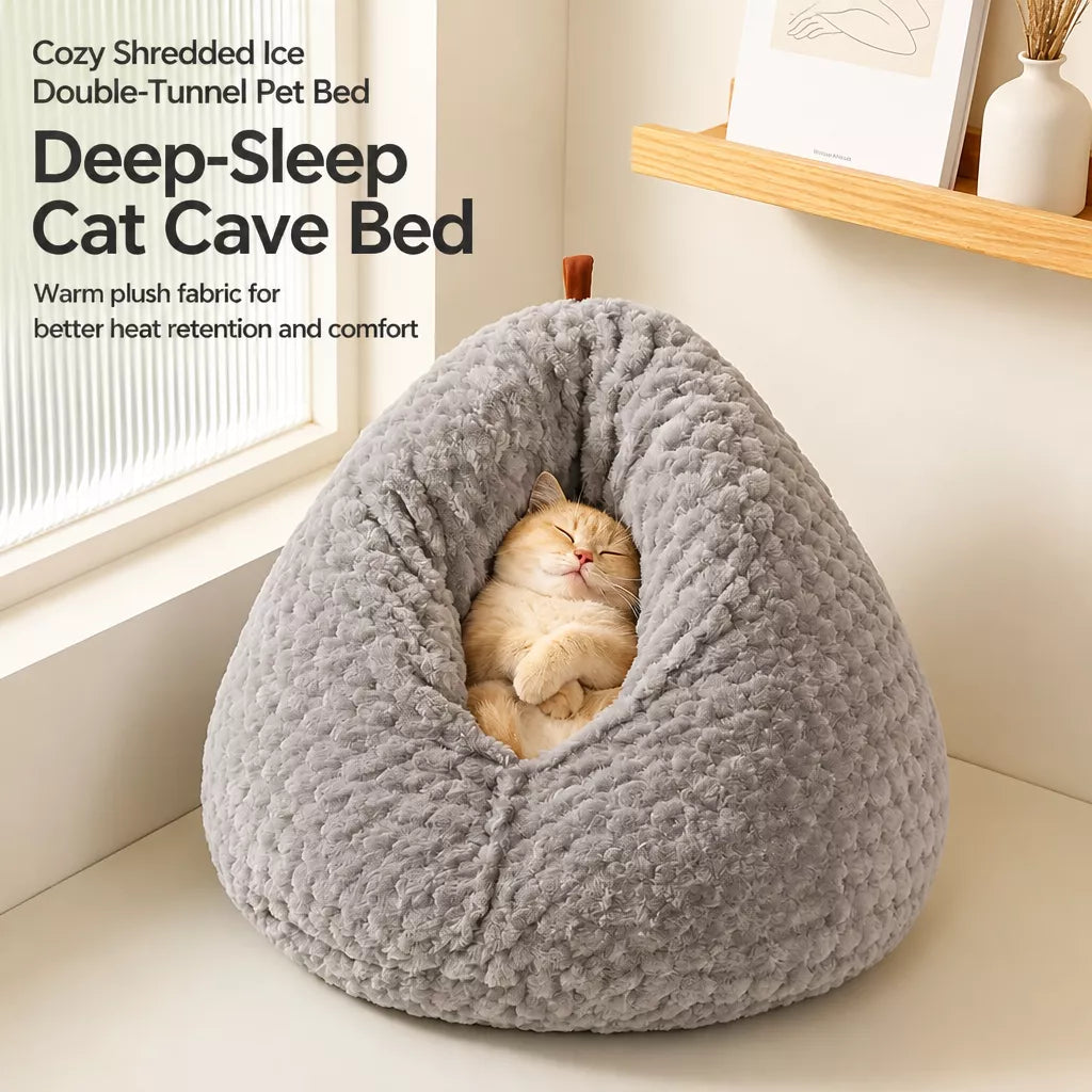 Chicken Butt-Shaped Enclosed Plush Cat Bed
