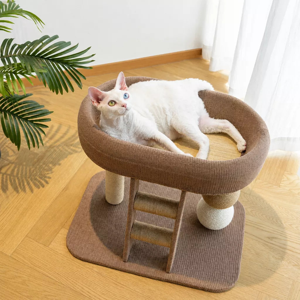 Low-Profile Cat Tree with Sisal Scratching Mat