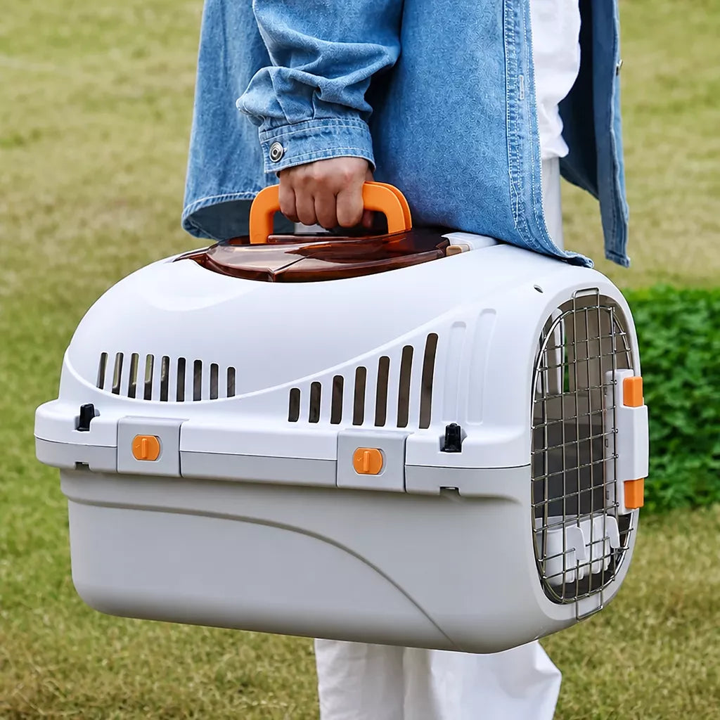 Portable Ventilated Plastic Pet Carrier for Small Dogs and Cats