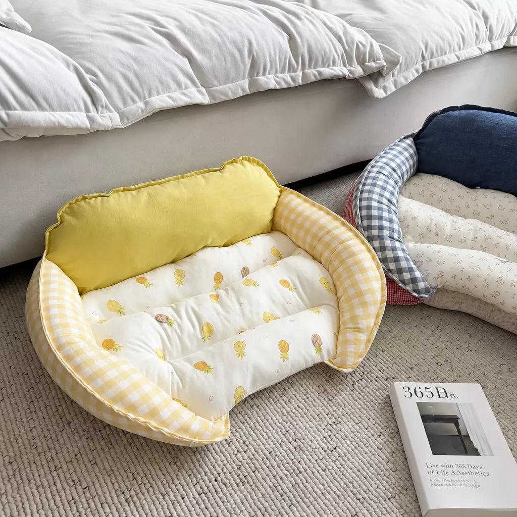 Reversible Curved Sofa Bed for Small Dogs and Cats
