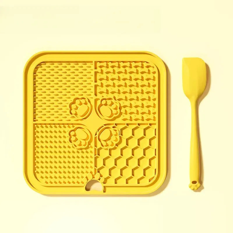 4-Compartment Silicone Lick Mat for Dogs with Scraper, 7.9 × 7.9 in