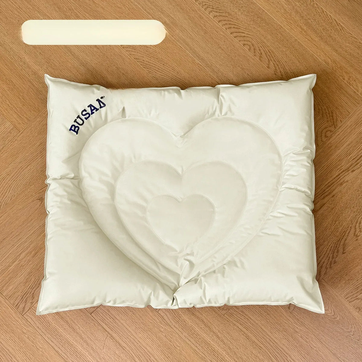 Heart-Shaped Waterproof Pet Mat for Cats and Dogs